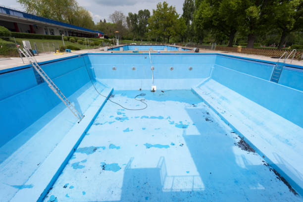 Best Flood restoration services  in Bloomington, CA